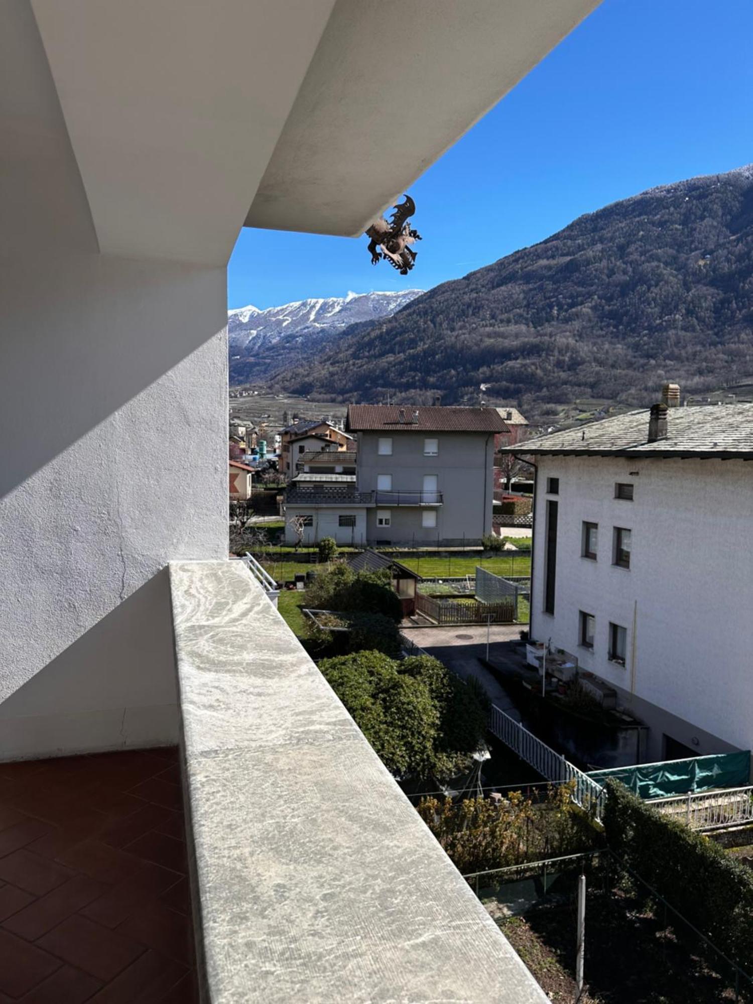 Ampio Appartamento Con Vista “Casa Magro” ตีราโน ภายนอก รูปภาพ