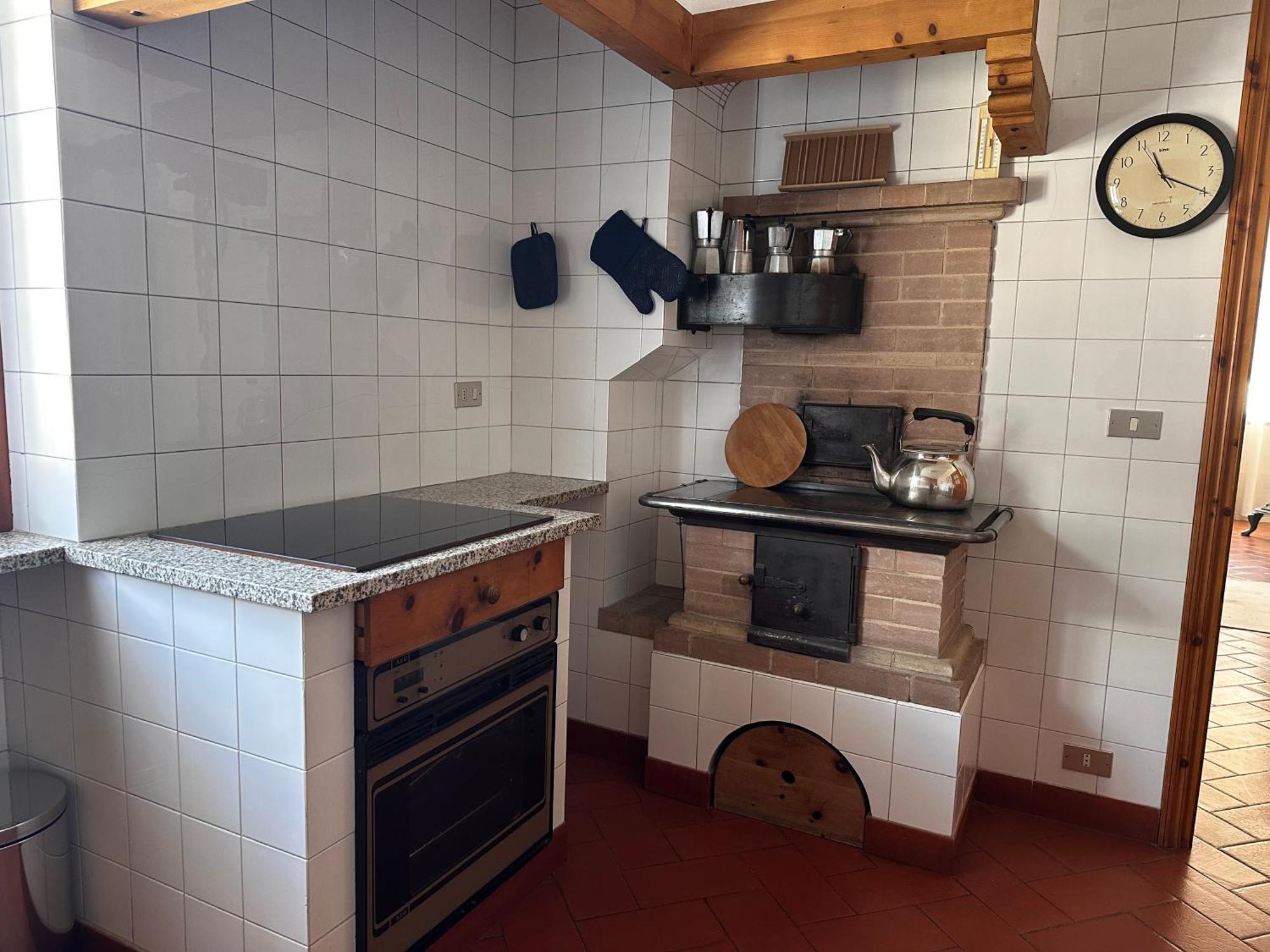 Ampio Appartamento Con Vista “Casa Magro” ตีราโน ภายนอก รูปภาพ
