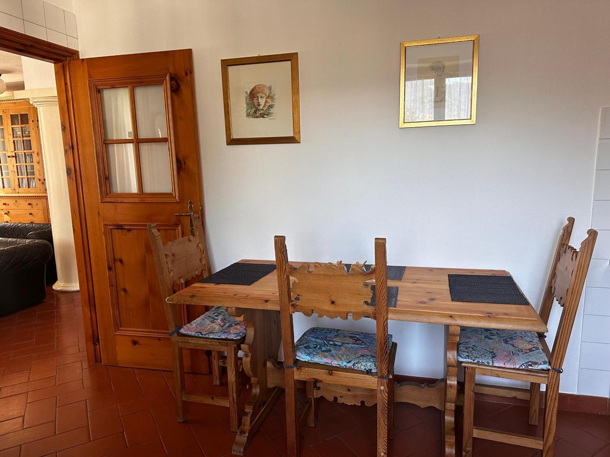 Ampio Appartamento Con Vista “Casa Magro” ตีราโน ภายนอก รูปภาพ